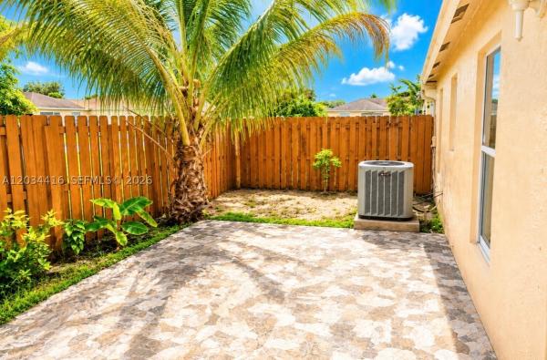 Leslie Estates, 20103 NW 27th Cir, Miami Gardens, Florida 33056, image 2