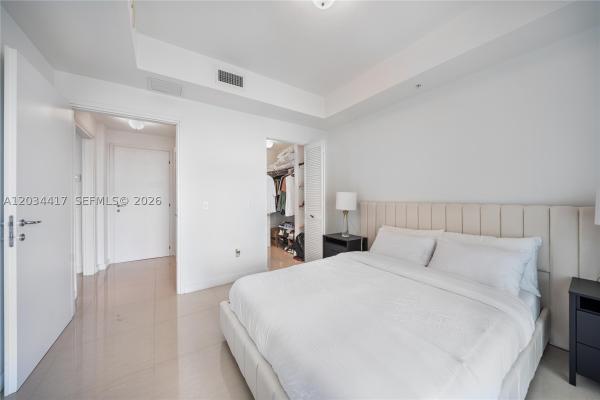 Met 1, 300 S Biscayne Blvd #T-3406, Miami, Florida 33131, image 1