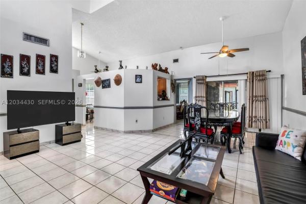 11937 SW 117th Ct, Unincorporated Dade County, Florida 33186, image 2
