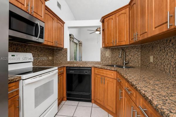 11937 SW 117th Ct, Unincorporated Dade County, Florida 33186, image 3