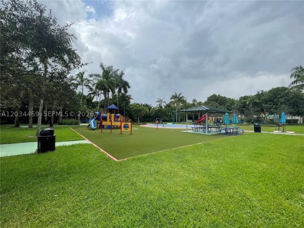 Patio Homes Of Doral Pines, 5733 NW 100th Ct, Doral, Florida 33178, image 3