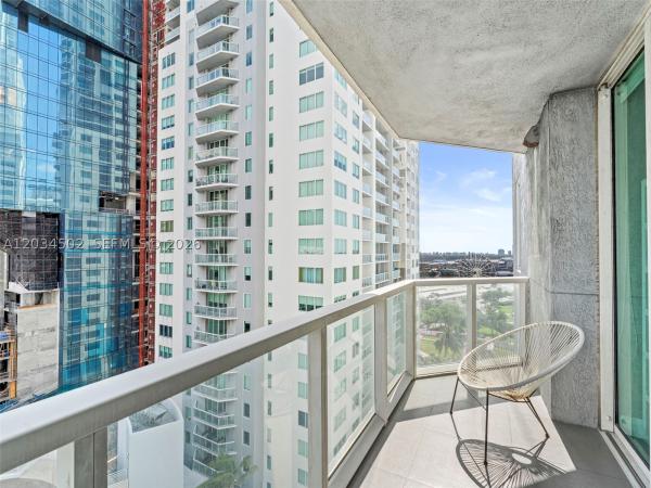 Vizcayne South, 253 NE 2nd St #1801, Miami, Florida 33132, image 2