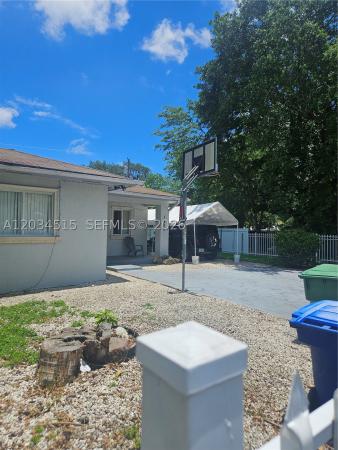 1905 NW 113th Ter, Unincorporated Dade County, Florida 33167, image 2