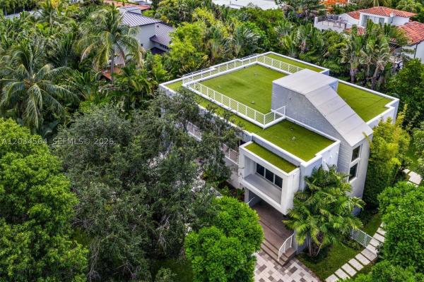 Tropical Isle Homes, 425 Harbor Dr, Key Biscayne, Florida 33149, image 1