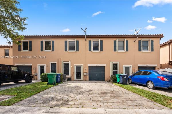 16958 SW 92nd St, Unincorporated Dade County, Florida 33196, image 1