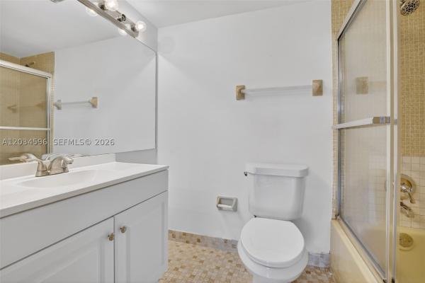 Coronado At Jacaranda, 250 Jacaranda Dr #703, Plantation, Florida 33324, image 3