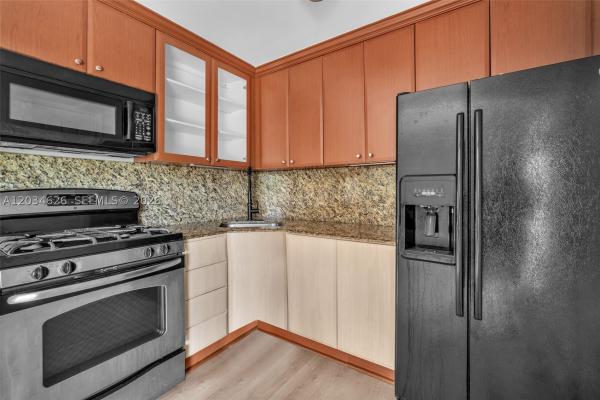 Virginia Pointe, 3245 Virginia St #43, Miami, Florida 33133, image 3
