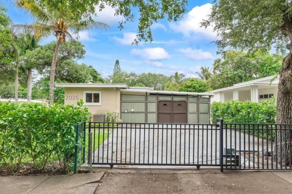 895 NE 129th St, North Miami, Florida 33161, image 3