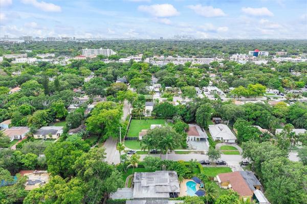 895 NE 129th St, North Miami, Florida 33161, image 1