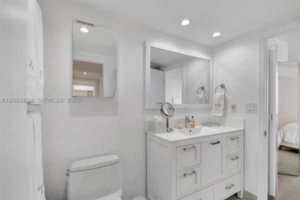 Grove Isle, 2 Grove Isle Dr #B706, Miami, Florida 33133, image 1