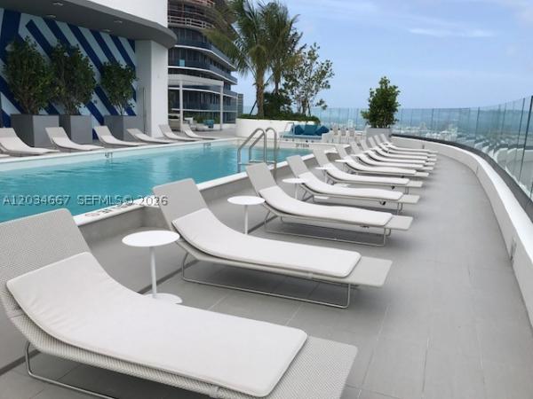 Brickell Heights West, 45 SW 9th St #1605, Miami, Florida 33130, image 2