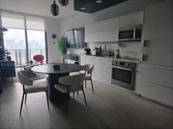Brickell Heights East, 45 SW 9th St #4309, Miami, Florida 33130, image 1