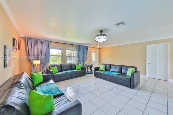 Cape Coral, 503 SE 17th St, Cape Coral, Florida 33990, image 1