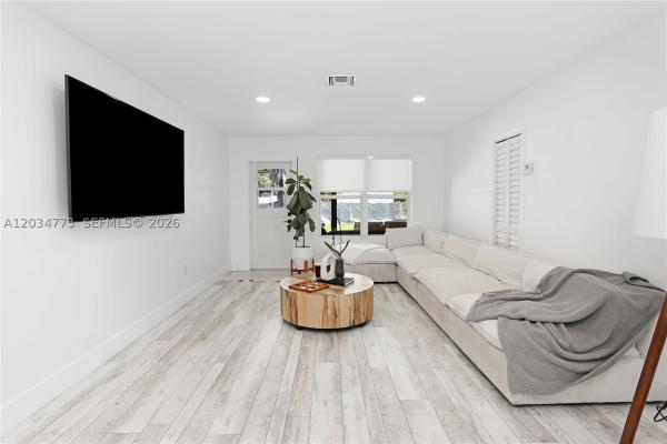 Hollywood Lakes, 1611 Madison St, Hollywood, Florida 33020, image 1