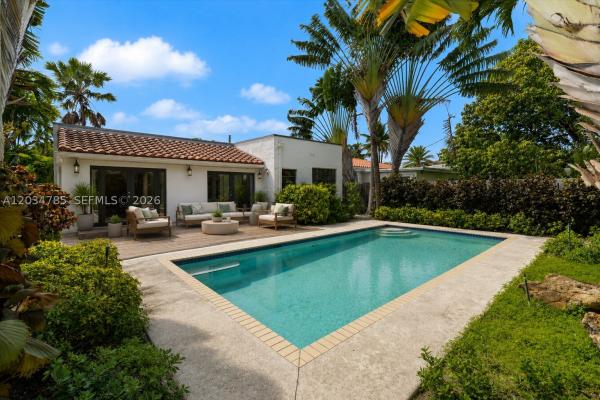 Surprise Lake, 4531 Sheridan Ave, Miami Beach, Florida 33140, image 2