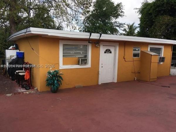 10040 NW 8th Ave, Unincorporated Dade County, Florida 33150, image 1