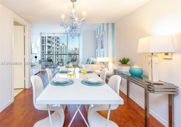 Icon Brickell Tower 3, 485 Brickell Ave #3211, Miami, Florida 33131, image 2