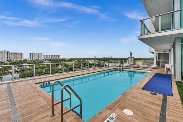 Parque Towers, 300 Sunny Isles Blvd #4-502, Sunny Isles Beach, Florida 33160, image 1