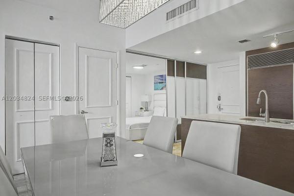 Icon Brickell Tower 3, 485 Brickell Ave #2009, Miami, Florida 33131, image 3
