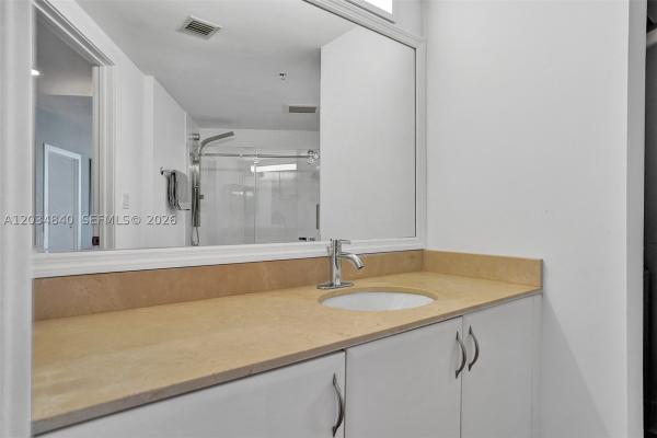 Opera Tower, 1750 N Bayshore Dr #3802, Miami, Florida 33132, image 2