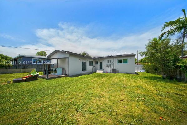 420 NW 145th St, Unincorporated Dade County, Florida 33168, image 2