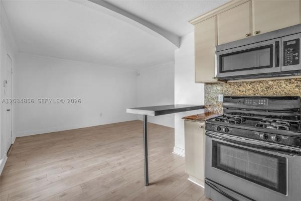 Virginia Pointe, 3245 Virginia St #24, Miami, Florida 33133, image 3