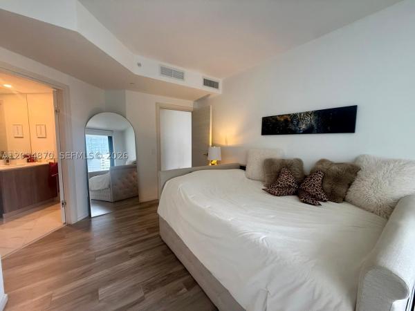 SLS Lux Brickell, 801 S Miami Ave #3005, Miami, Florida 33130, image 1