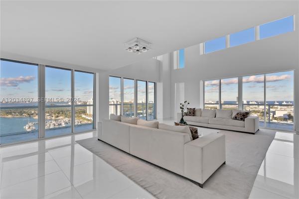 The Grand Venetian, 10 Venetian Way #2504, Miami Beach, Florida 33139, image 2