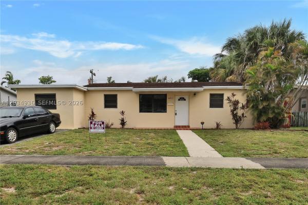 Sunrise Golf Village, 6211 NW 19th St, Sunrise, Florida 33313, image 3