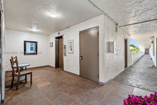 Meadowbrook Lakes, 325 SE 11th Ter #308, Dania Beach, Florida 33004, image 1