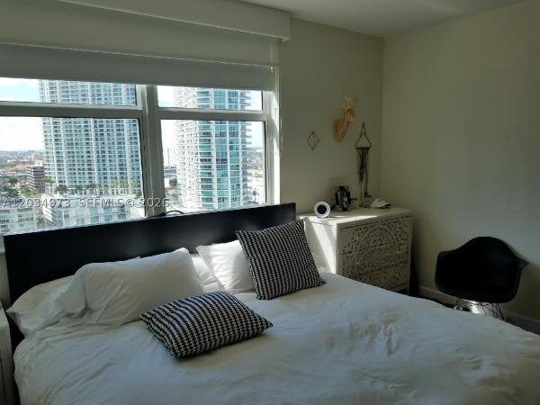 Brickell On The River North Tower, 31 SE 5th St #2205, Miami, Florida 33131, image 1