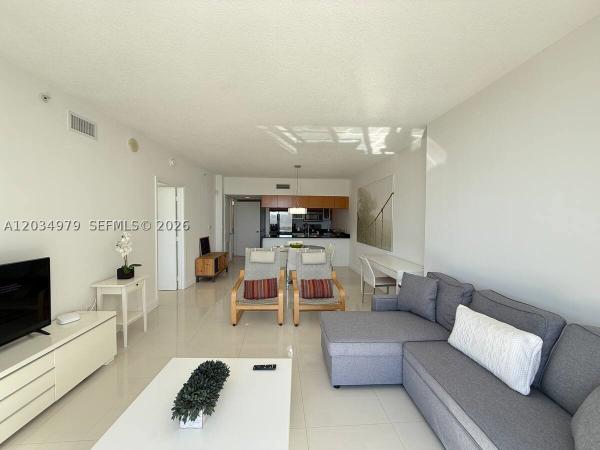 Opera Tower, 1750 N Bayshore Dr #3010, Miami, Florida 33132, image 1