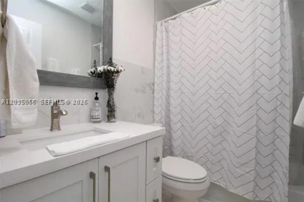 933 NW 106th Avenue Cir, Unincorporated Dade County, Florida 33172, image 3