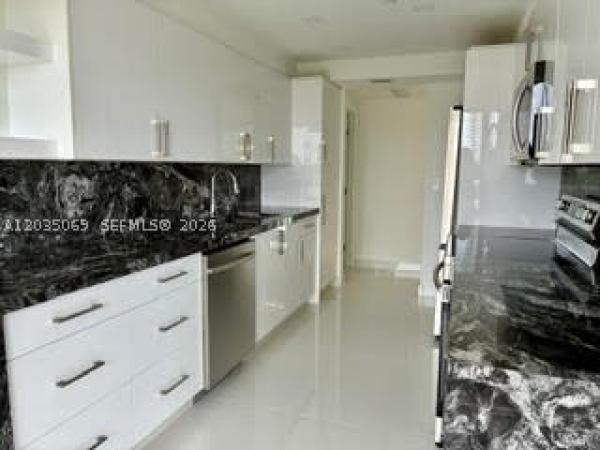 3000 Island Boulevard, 3000 Island Blvd #603, Aventura, Florida 33160, image 2