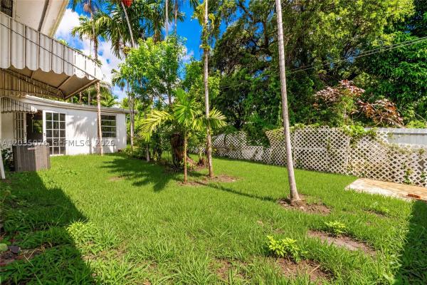 785 NE 155th St, Unincorporated Dade County, Florida 33162, image 2