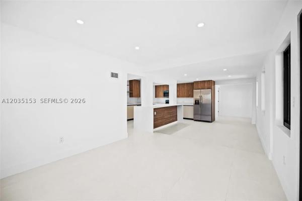 10000 SW 43rd St, Unincorporated Dade County, Florida 33165, image 1