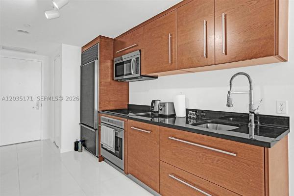 Icon Brickell Tower 1, 475 Brickell Ave #3408, Miami, Florida 33131, image 1