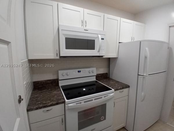 Haven House, 1250 E Sample Rd #303, Pompano Beach, Florida 33064, image 2
