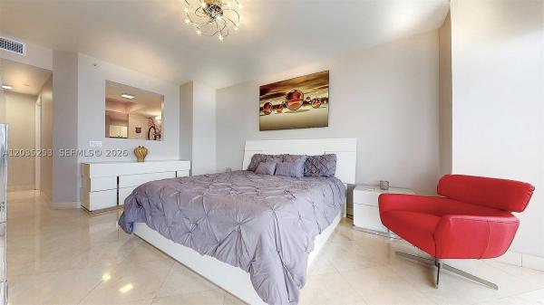 Blue Diamond, 4779 Collins Ave #2708, Miami Beach, Florida 33140, image 2