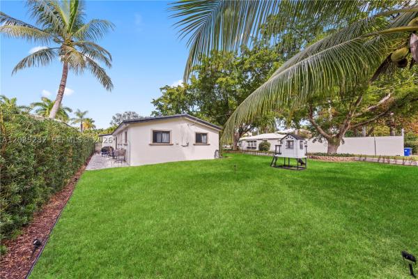 Hollywood Lakes, 1302 Fillmore St, Hollywood, Florida 33019, image 2