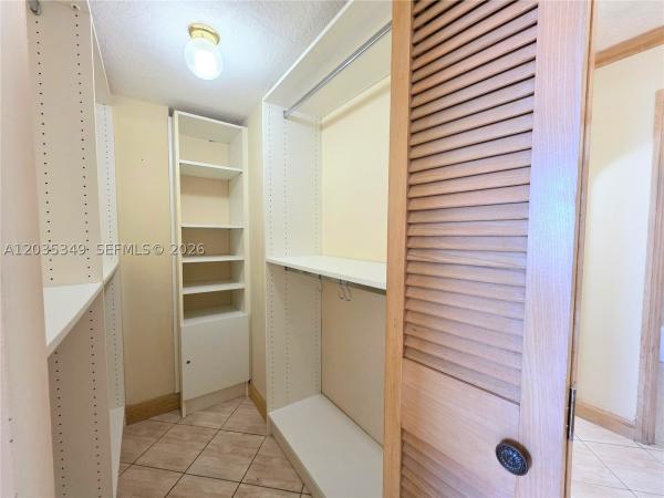 Commodore Plaza Century, 2780 NE 183rd St #1111, Aventura, Florida 33160, image 2