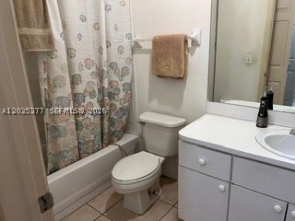 18021 SW 138th Pl, Unincorporated Dade County, Florida 33177, image 3