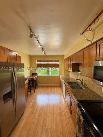 Admirals Port West, 2801 NE 183rd St #202W, Aventura, Florida 33160, image 2