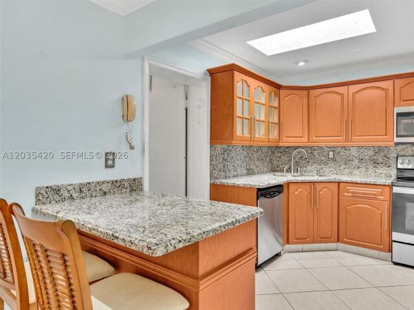 Sunset Isle 13, 8511 NW 59th Ct, Tamarac, Florida 33321, image 3