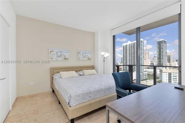 Reach Brickell City Centre, 68 SE 6th St #1611, Miami, Florida 33131, image 2