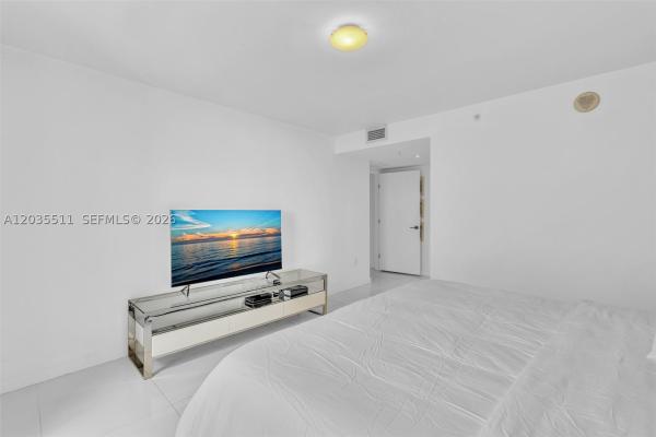 Harbour Park, 9901 E Bay Harbor Dr #802, Bay Harbor Islands, Florida 33154, image 2