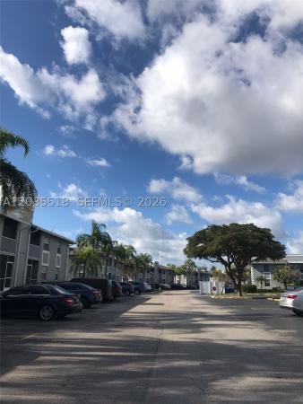 486 NE 210th Cir Ter #204-29, Unincorporated Dade County, Florida 33179, image 2