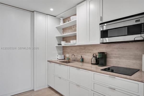 Bal Harbour Center, 9703 Collins Ave #2501, Bal Harbour, Florida 33154, image 2