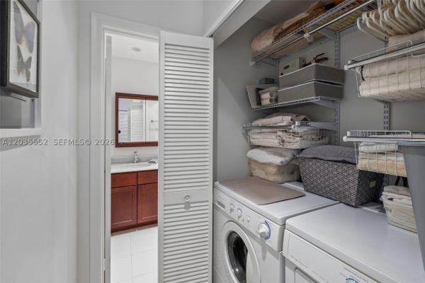 11045 SW 113th Pl, Unincorporated Dade County, Florida 33176, image 3