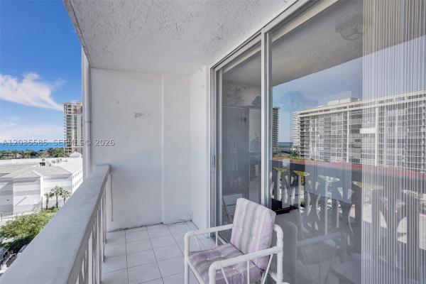 Ashleigh House, 3113 S Ocean Dr #803, Hallandale Beach, Florida 33009, image 2